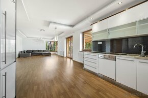 Na predaj | 5 izbový rodinný dom 140 m² s terasou - Tureň - 8