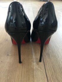 Christian Louboutin - 8