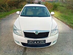 ŠKODA  OCTAVIA COMBI II 2.0 TDI CR XENON NAVI MODEL 2012 - 8