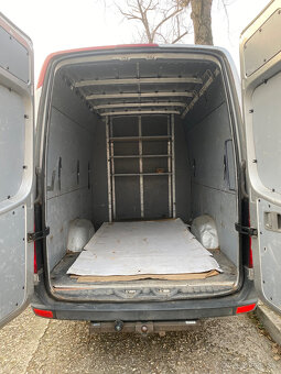 Volkswagen Crafter 2.5TDI 2009 - 8