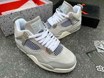 Air Jordan 4 'Frozen Moments tenisky - 8