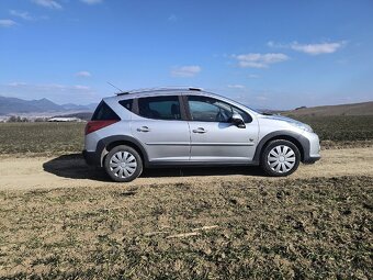 Peugeot 207sw - 8