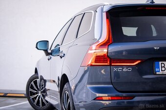 Volvo XC60 T5 Momentum AWD A/T - 8