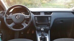 Škoda Octavia Combi 3 2.0TDI 110kw - 8