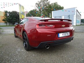 Chevrolet Camaro Coupe 6.2L - 8