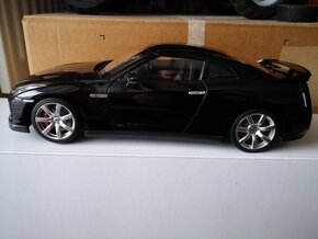 1:18 Autoart, Nissan - 8