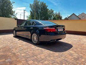 Lexus LS600h L - 8