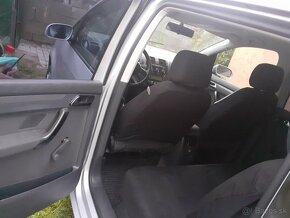 VW Touran 1.9 TDI - 8