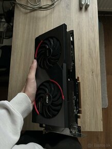 AMD RADEON 5700XT 8GB - 8