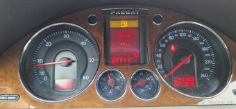 Predam Volkswagen Passat B6 2.0 TDI DSG - 8