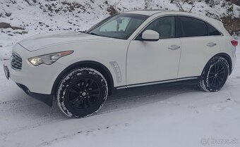 Infiniti FX 35 - 8