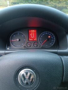 VOLKSWAGEN TOURAN  1,9 TDI - 8