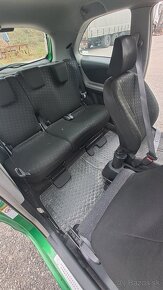 TOYOTA YARIS 1.3 r.v. 2008 - 8