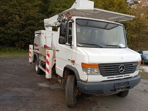 Mercedes Benz 816 - 8