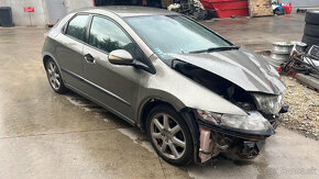 Honda CIVIC 2,2 I-CTDI 103kw - 8