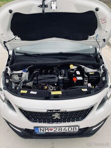 Peugeot 2008 - 8