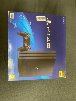 Playstation 4 PRO 1TB - 8