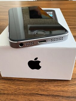 Mobil Apple iPhone 5S Space Gray 16GB - 8