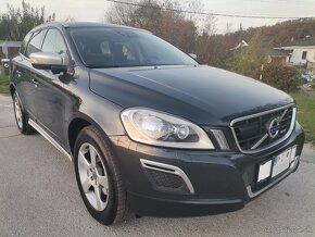 Volvo XC60 2.4D AWD R-Design - 8