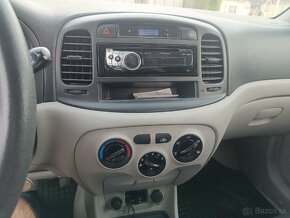 Hyundai accent r.v. 2009, 126 tis. Km - 8