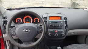 Kia Ceed SW, 121 tis.km, 1.majiteľ, benzín - 8