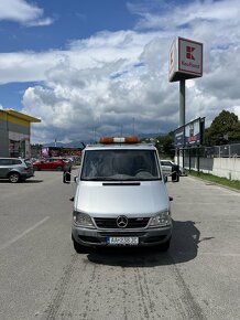 Odťahovka Mercedes šprintér 4,6t - 8