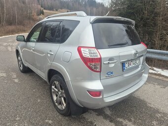 Toyota RAV4 2.2 D-4D 4WD Life - 8