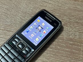 Nokia E51 - 8