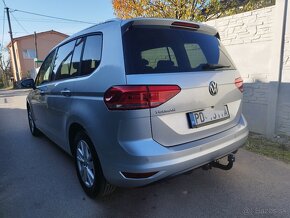 Volkswagen Touran Comfortline 2.0 TDI--DSG 2020 - 8