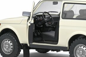 LADA NIVA – CREAM WHITE – 1980, mierka 1:18, Solido - 8