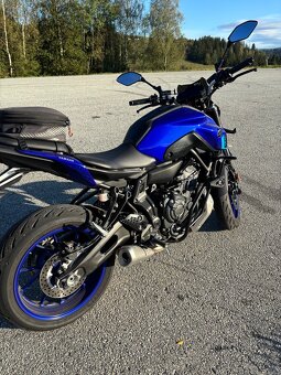 Yamaha MT 07 - 8