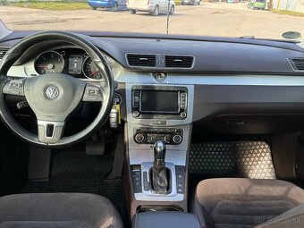 Volkswagen Passat 2.0 TDi Highline Dsg - 8