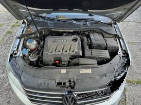 VW PASSAT 2,0TDI 103KW,ROK 2011,NAJ 277TKM,DIGIKLIMA,DOHODA - 8