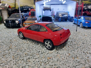 model auta Fiat Coupe Turbo 20V 1997 Otto mobile 1:18 - 8