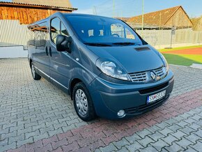 RENAULT TRAFIC 2.0dci 84 kW RV 11/2014 Black edition - 8