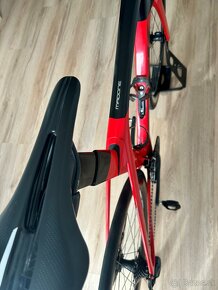 Trek Madone SL6 - 8