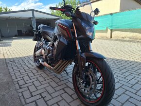 Predám Hondu CB650F r.v.2015 s ABS naj. 12500 km. - 8