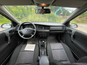 Opel Vectra 1.8i 16V - 8