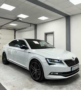 Skoda Superb 2.0TDI 140Kw 4x4 DSG/CANTON/LED - 8