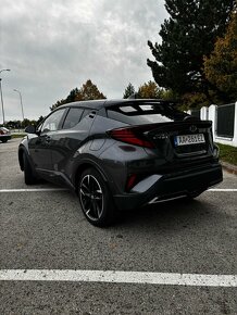 Toyota CHR 2.0 Hybrid Dynamic Force GR Sport E-CVT 2024 - 8