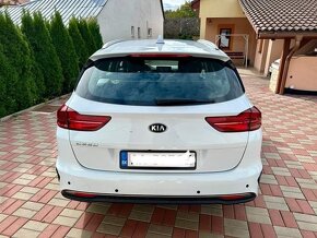 Kia Ceed SW 1,6 CRDi - 8