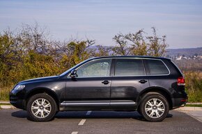 Volkswagen Touareg 4.2 V8 A/T - 8