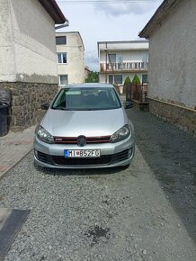 Předám golf 6 tri dverak  230000km rv2009 - 8