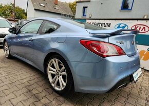 Hyundai Genesis 3.8-LPG-V6-223KW-AUTOMAT - 8