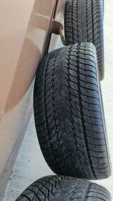 Zimné pneumatiky Superia BLUEWIN UHP2   215/40 R17 87V (XL) - 8