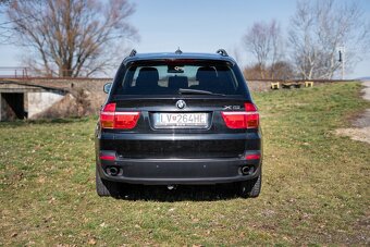 BMW X5 E70 3.0 si - 8