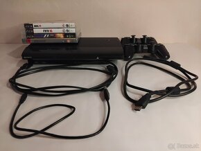 PS3 Super Slim 500GB + 2 ovládače + 4 hry - Skvelý stav - 8