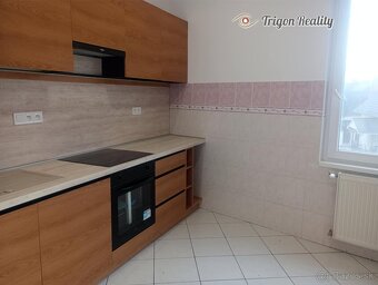 3 izbový byt / kancelária 105 m2 centrum - Komárno - 8