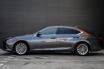 Lexus ES 300H, 131 kW, 2023, hybrid - 8