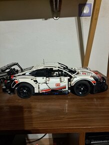 LEGO® Technic 42096 Porsche 911 RSR - 8